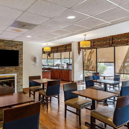 Comfort Inn Laurinburg Exterior photo