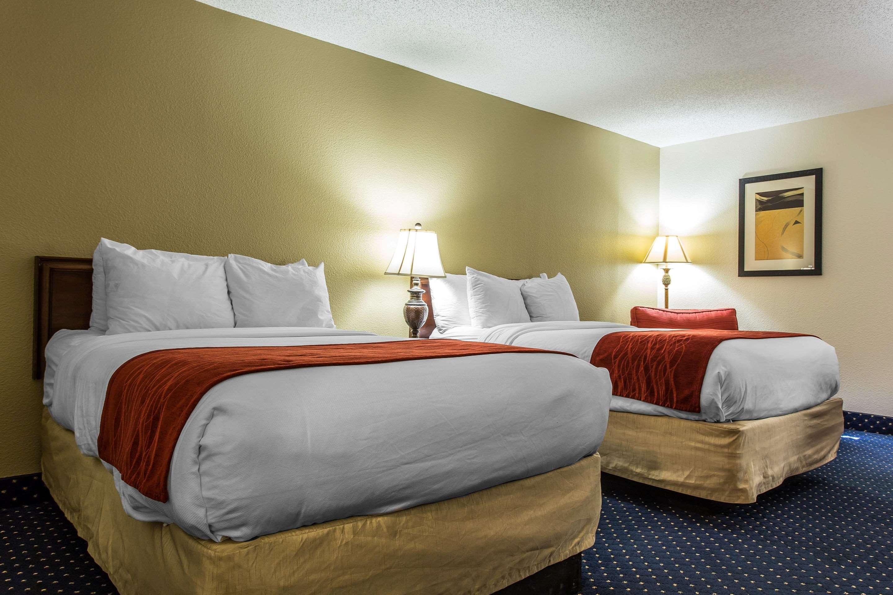 Comfort Inn Laurinburg Exterior photo