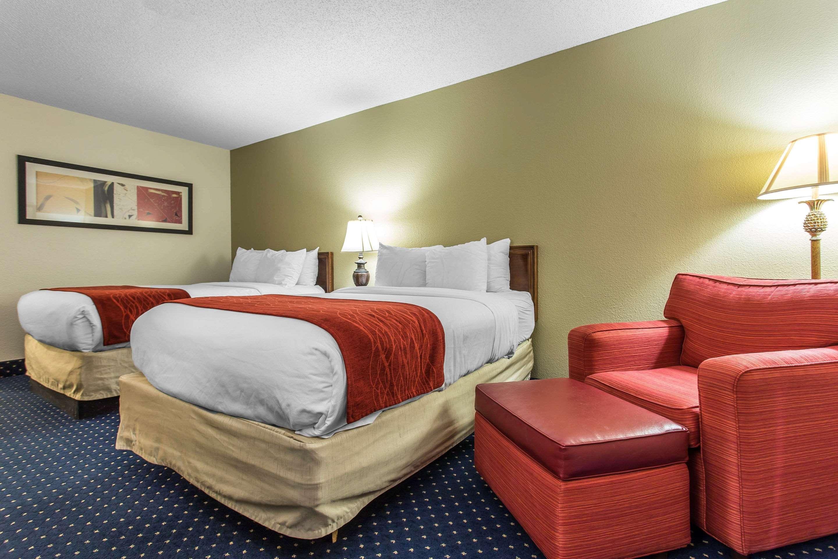 Comfort Inn Laurinburg Exterior photo