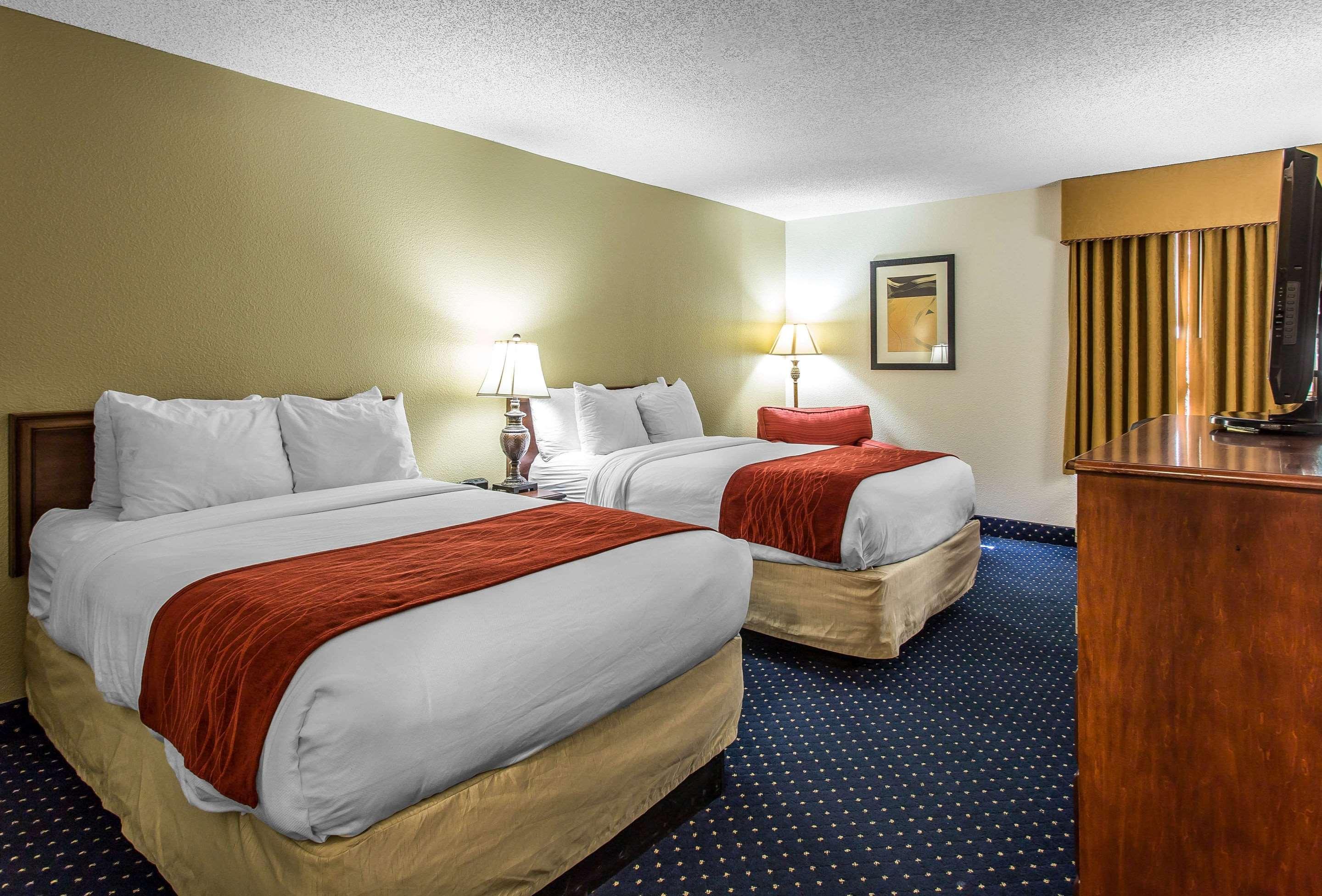 Comfort Inn Laurinburg Exterior photo