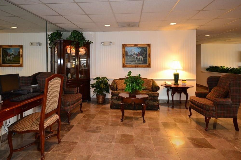 Comfort Inn Laurinburg Exterior photo