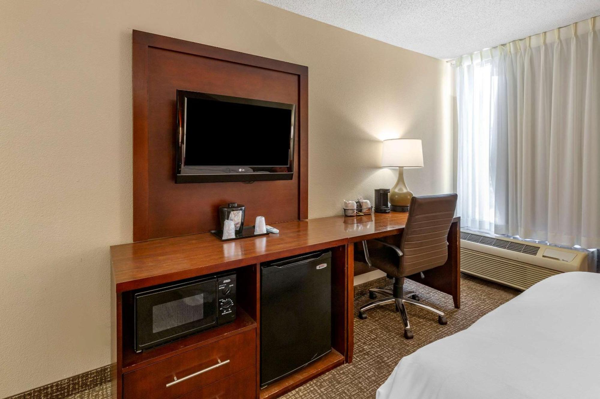Comfort Inn Laurinburg Exterior photo