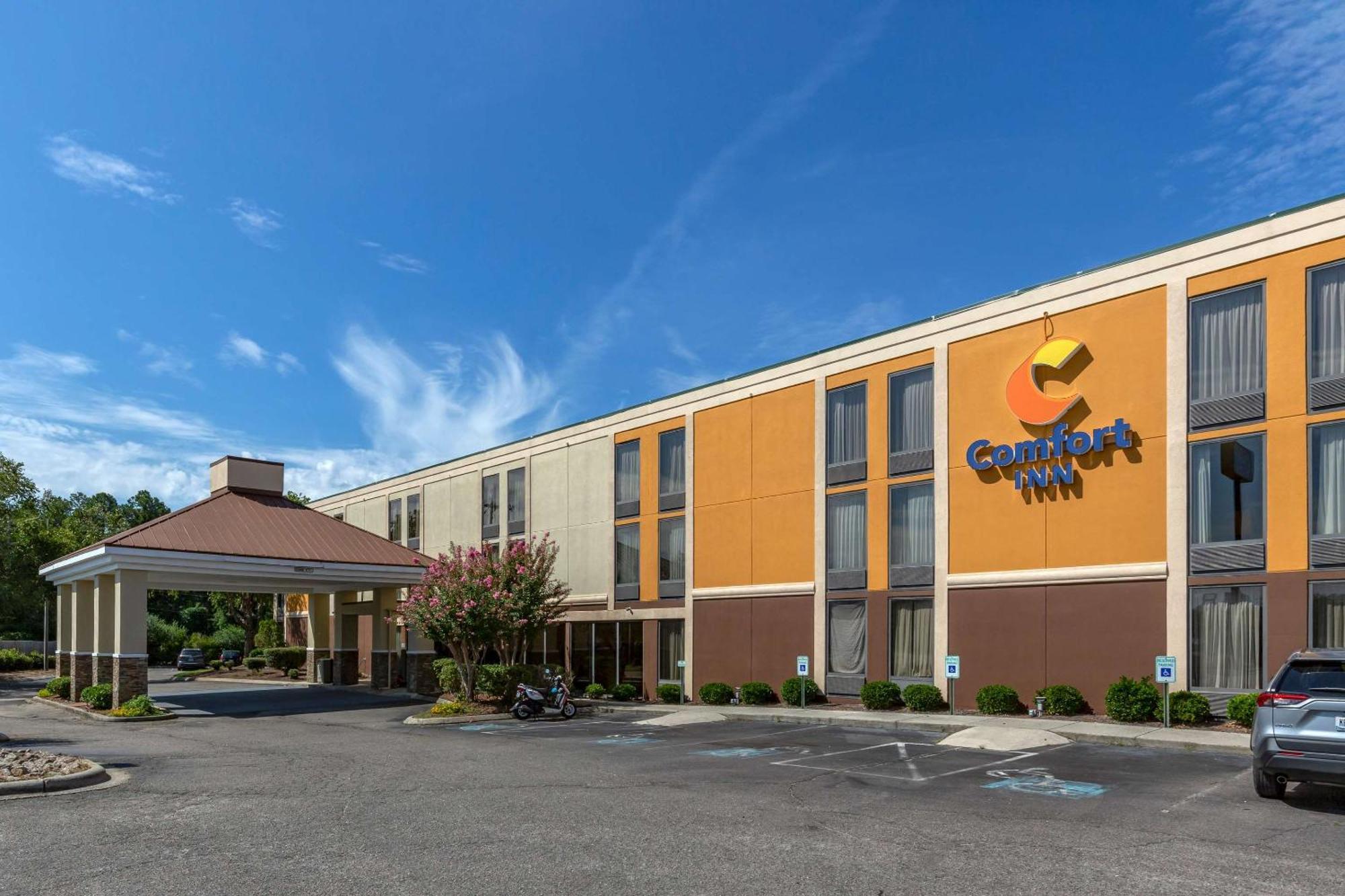 Comfort Inn Laurinburg Exterior photo