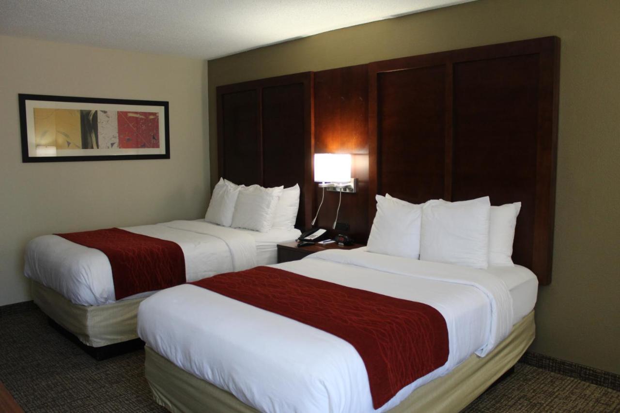 Comfort Inn Laurinburg Exterior photo