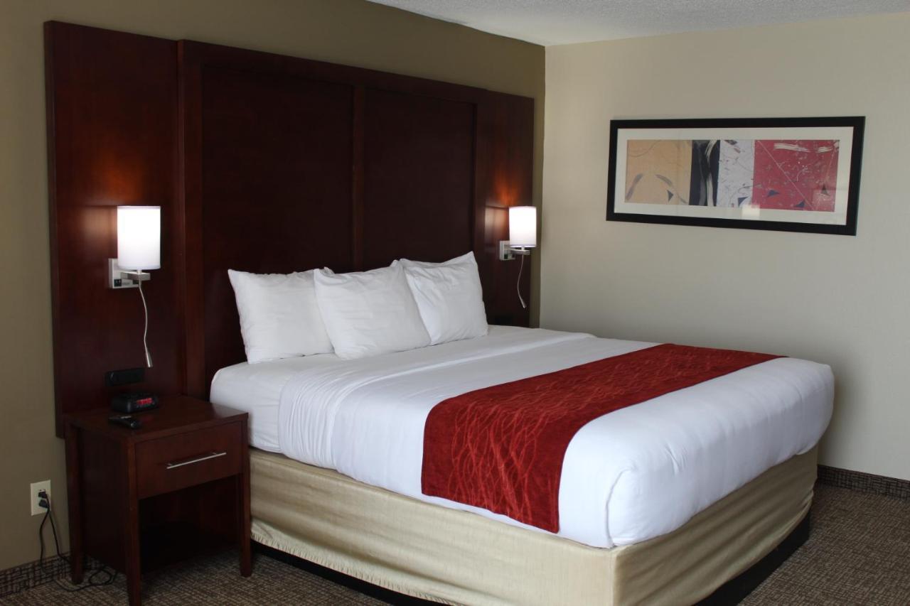 Comfort Inn Laurinburg Exterior photo