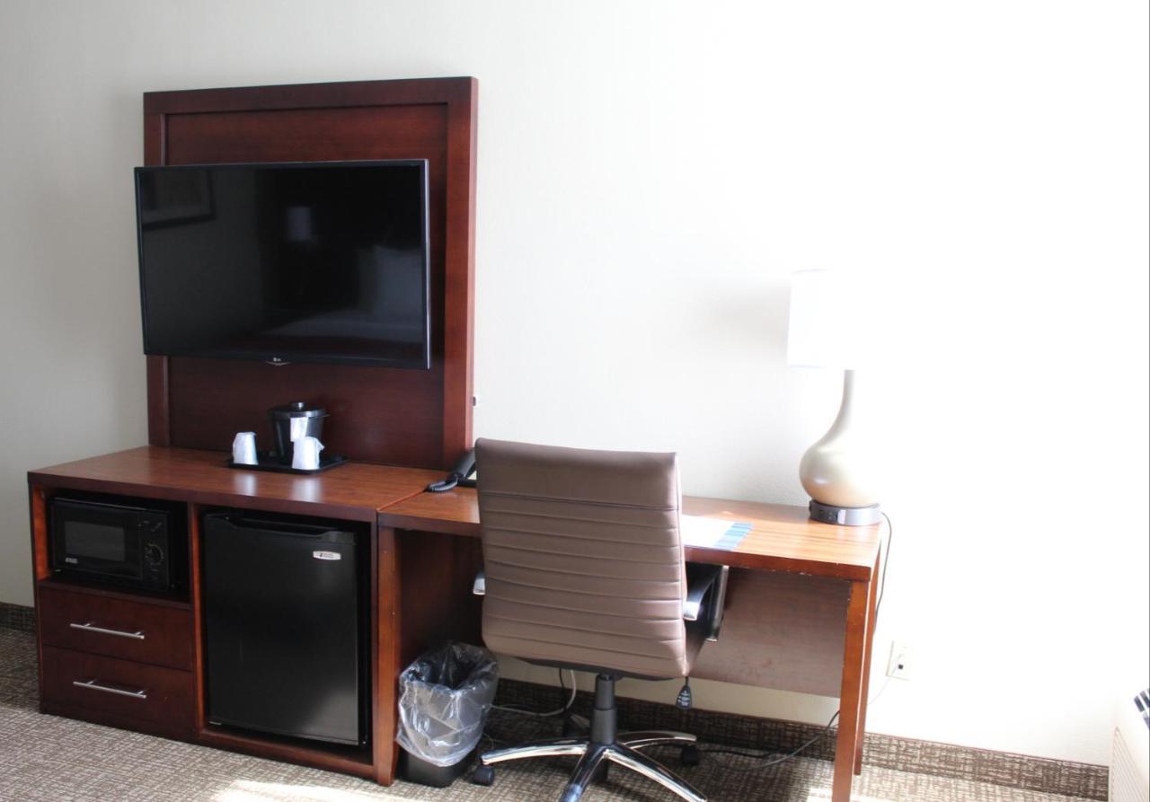 Comfort Inn Laurinburg Exterior photo